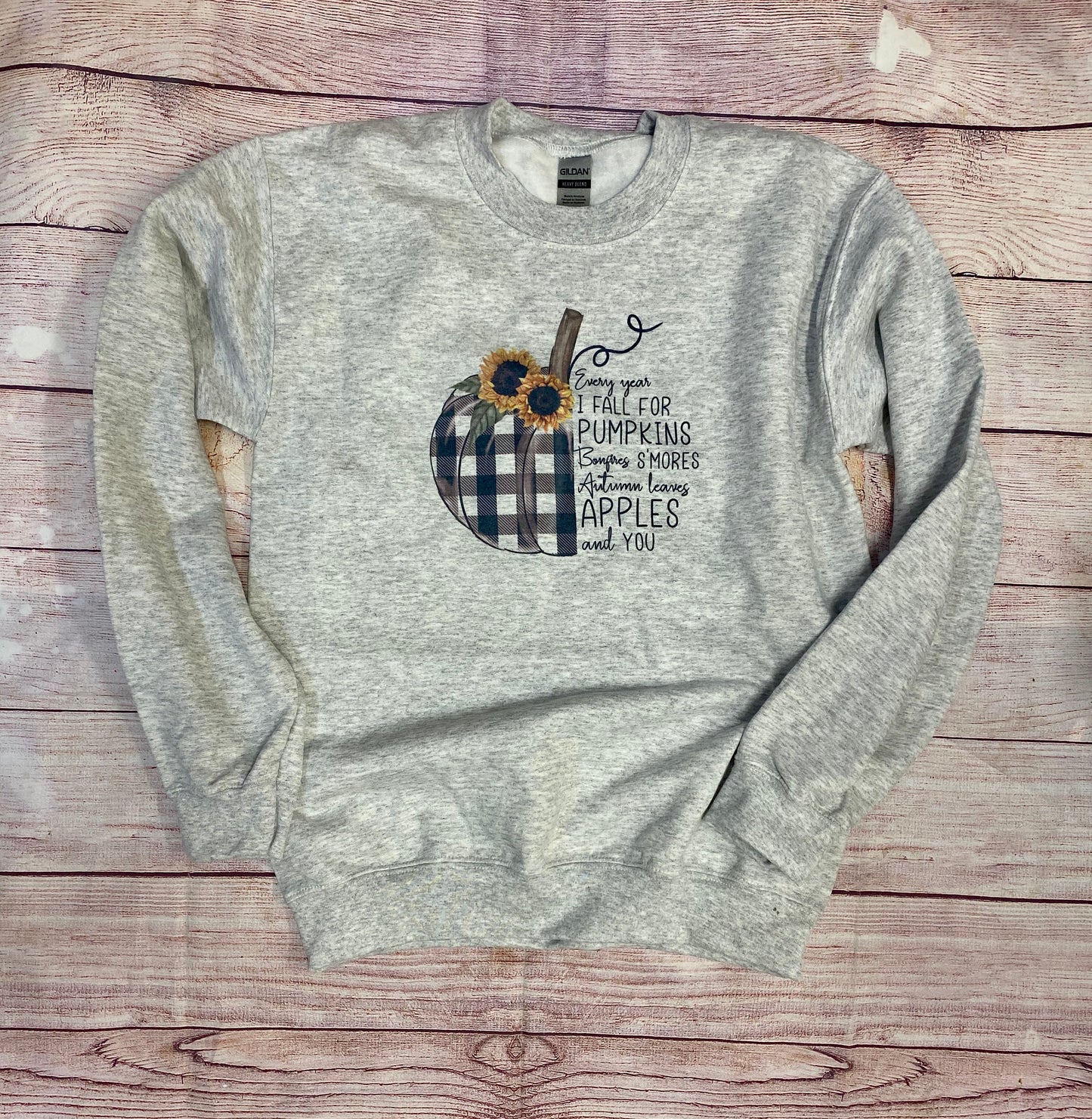 Plaid pumpkinsSweatshirt | Every Year I fall for pumpkins