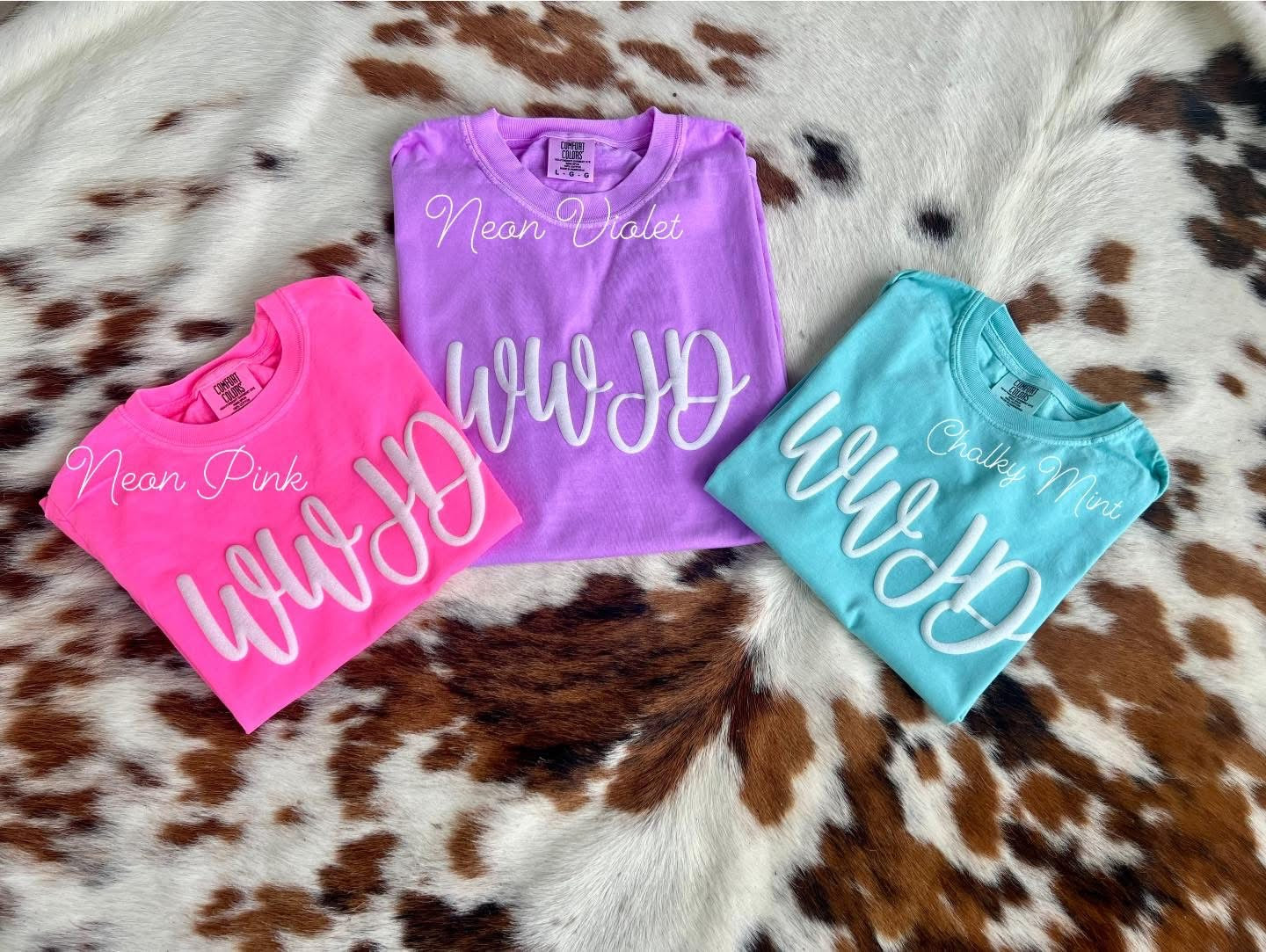 SUMMER SALE ENDS 5/31 Glitter Puff Mama (Custom) Comfort Color Tee