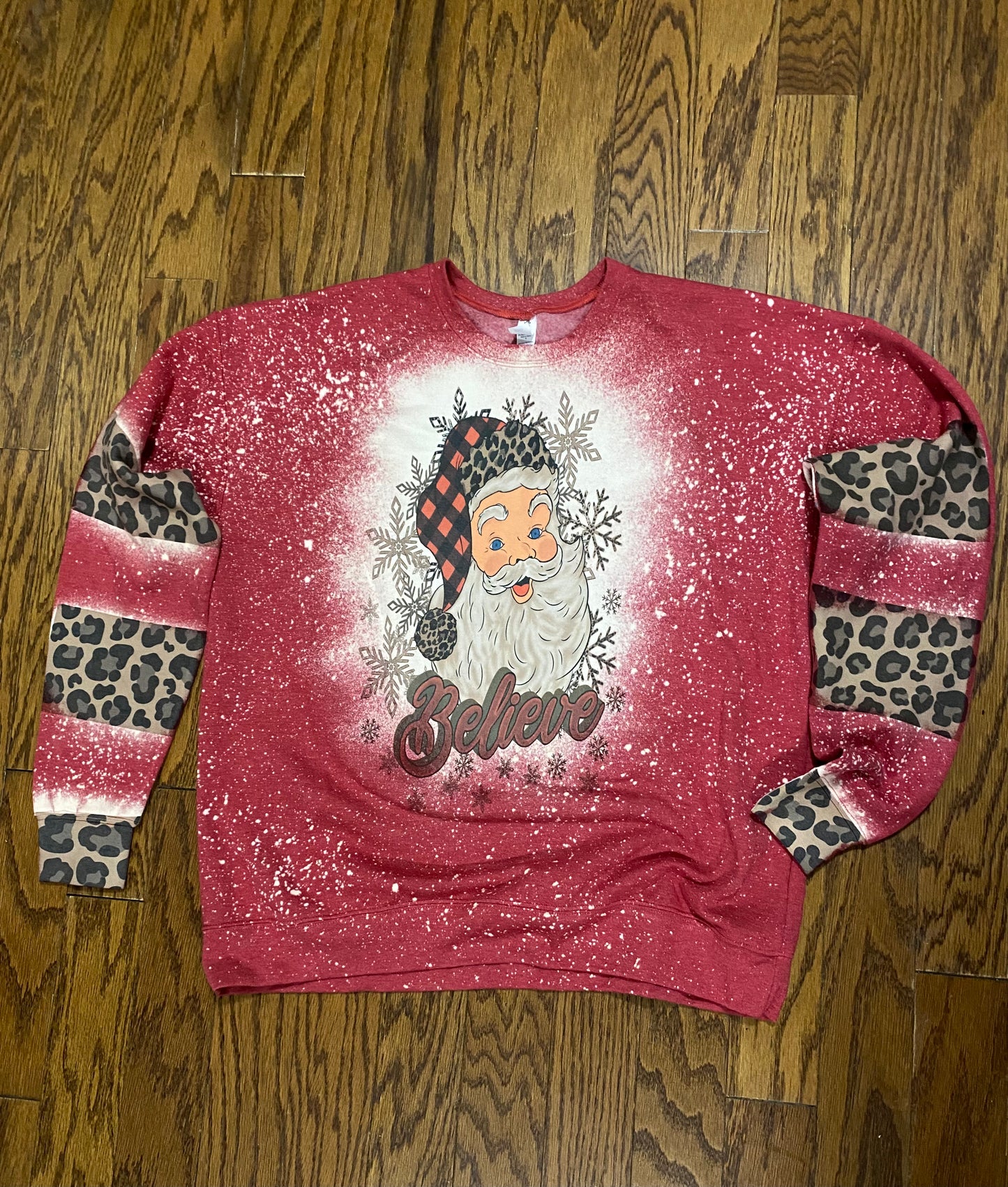 Red Believe Santa leopard Bleach Sweatshirt